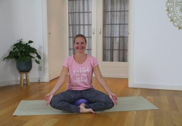 NiceDay blog: How to maintain online yoga at home